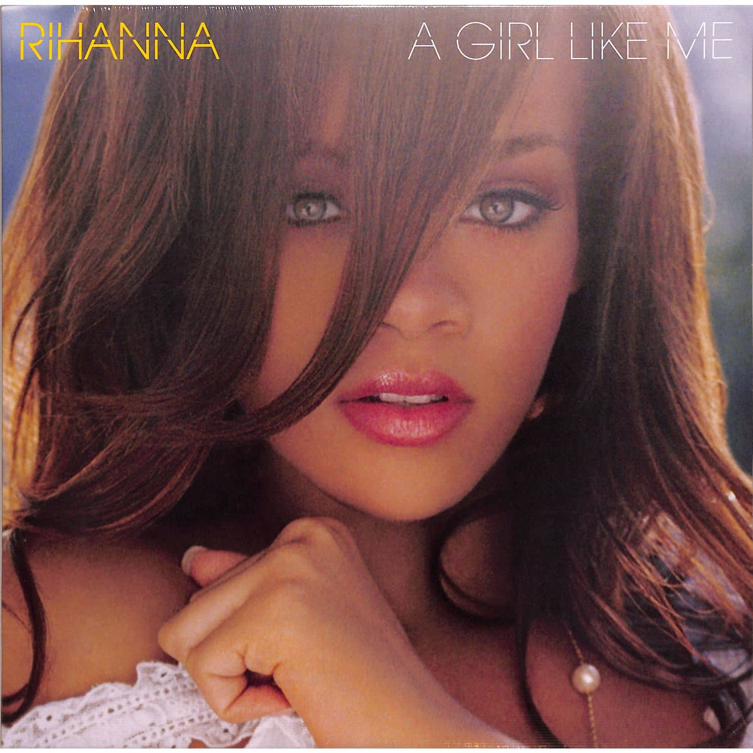 Rihanna - A GIRL LIKE ME 