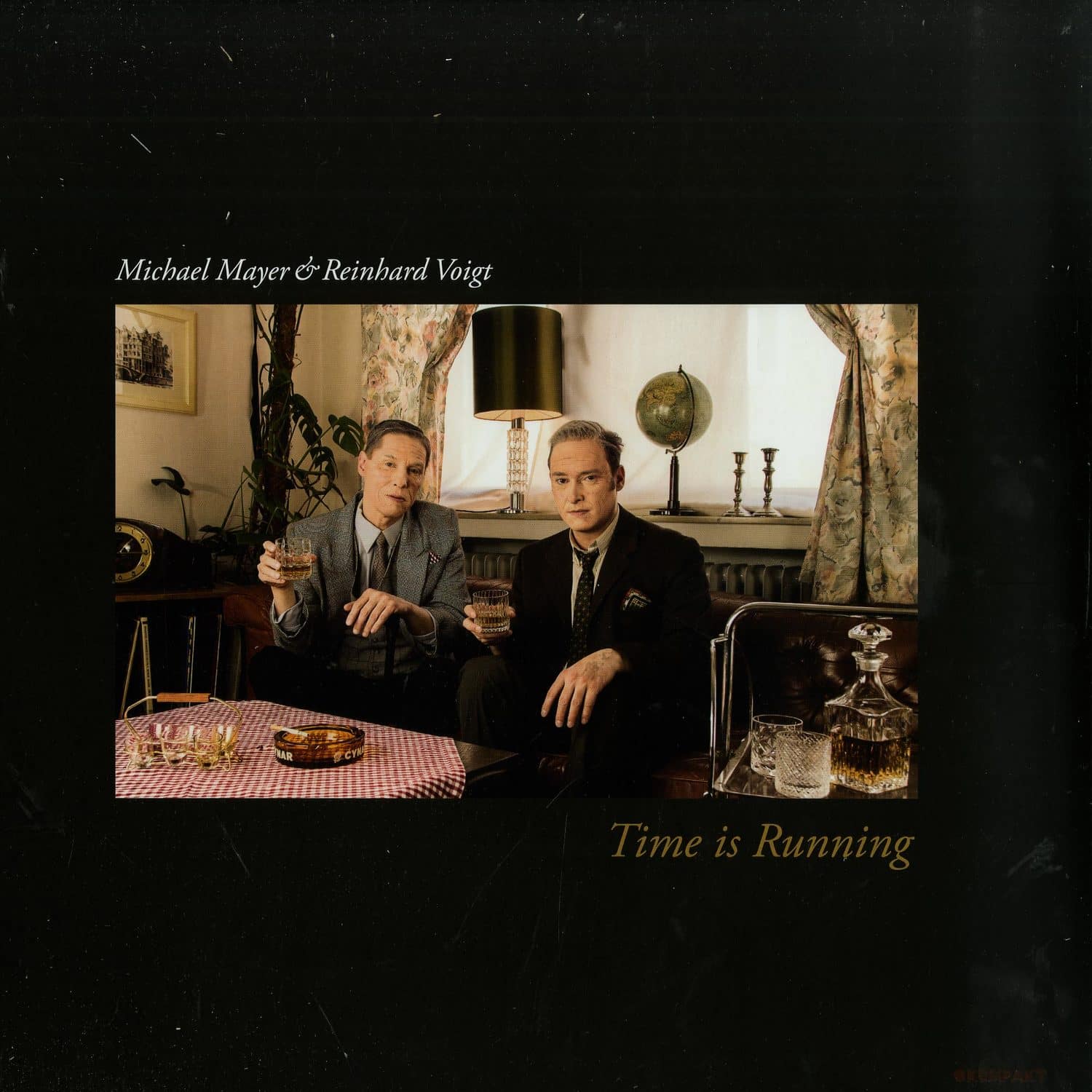 Michael Mayer / Reinhard Voigt - TIME IS RUNNING