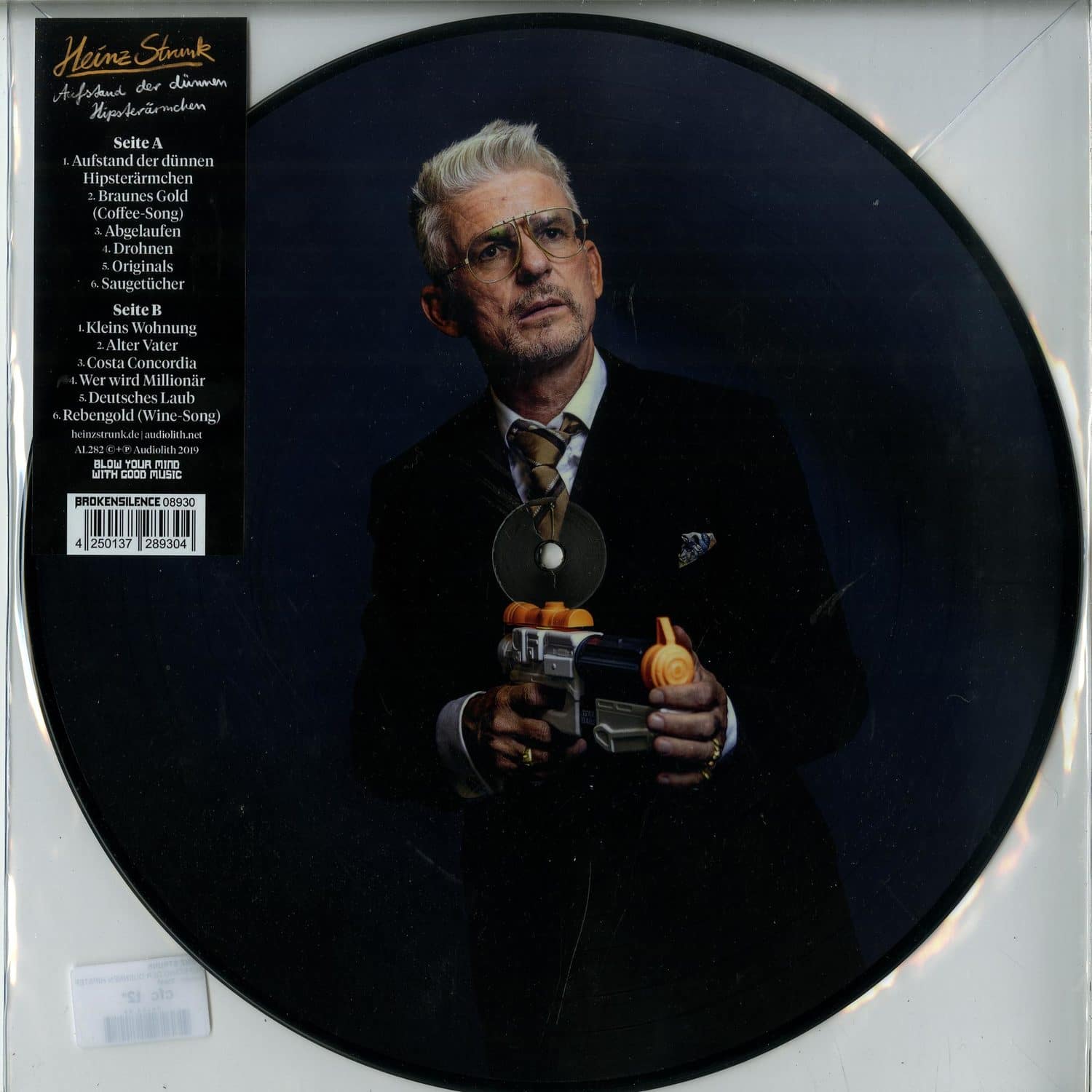 Heinz Strunk - AUFSTAND DER DUENNEN HIPSTERAERMCHEN 