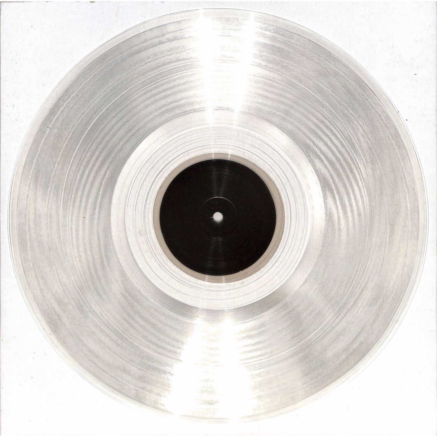 Lucy - EAT, DRINK, SHOP, RELAX