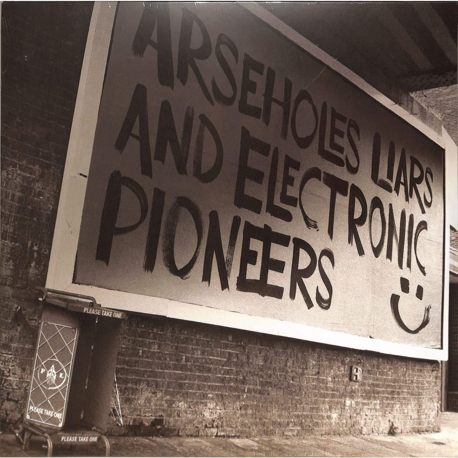 Paranoid London - ARSEHOLES, LIARS, AND ELECTRONIC PIONEERS 