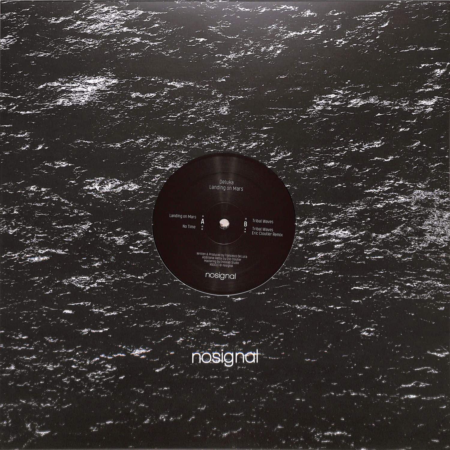 Deluka - LANDING ON MARS