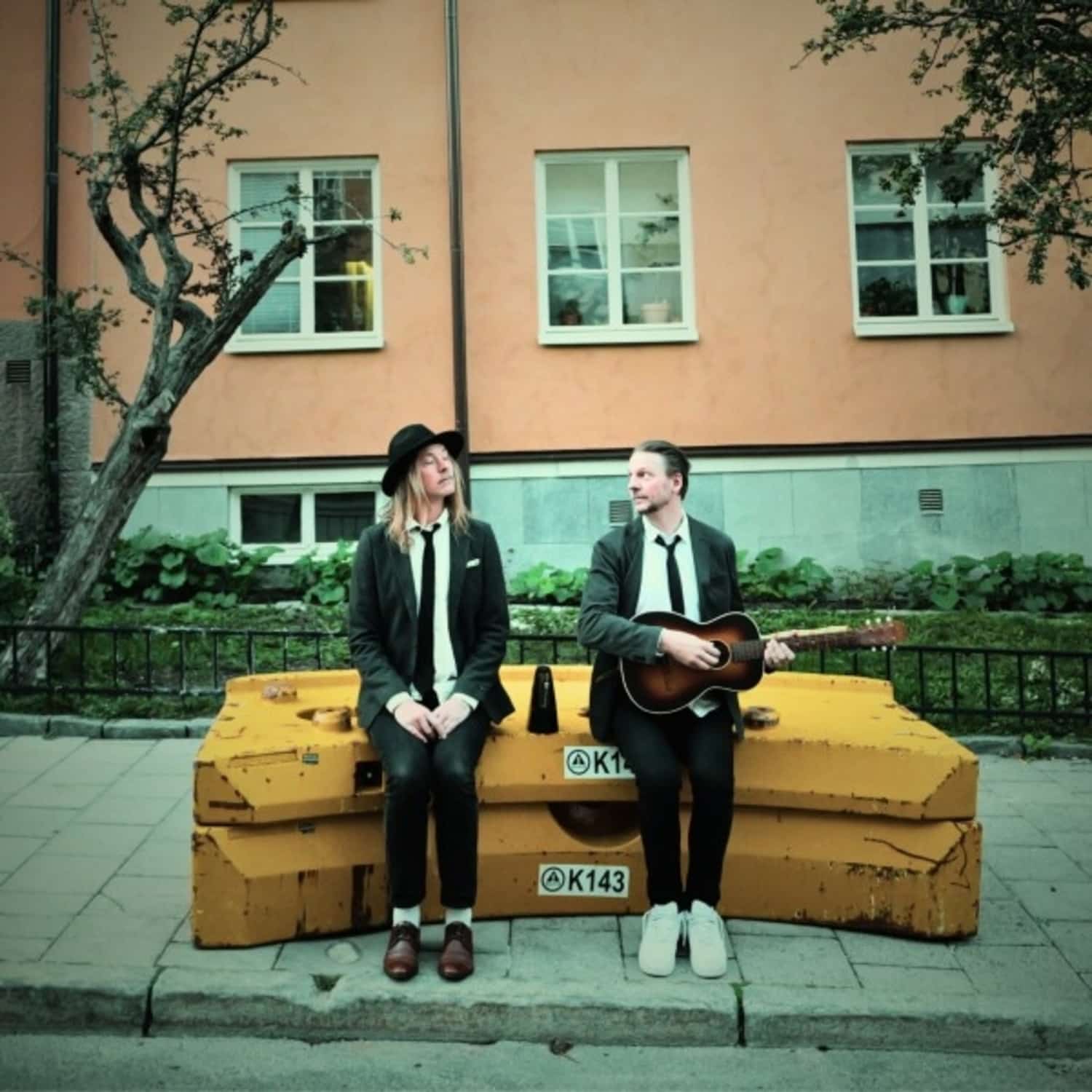 Friska Viljor - REVISITED 