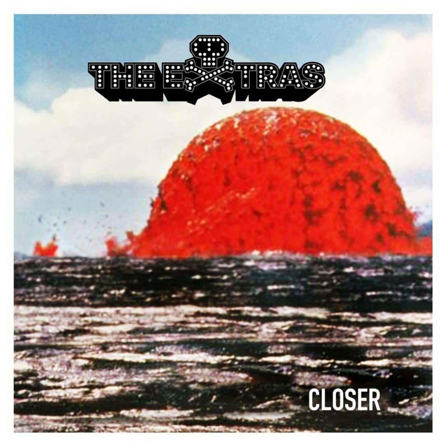 The Extras - CLOSER 