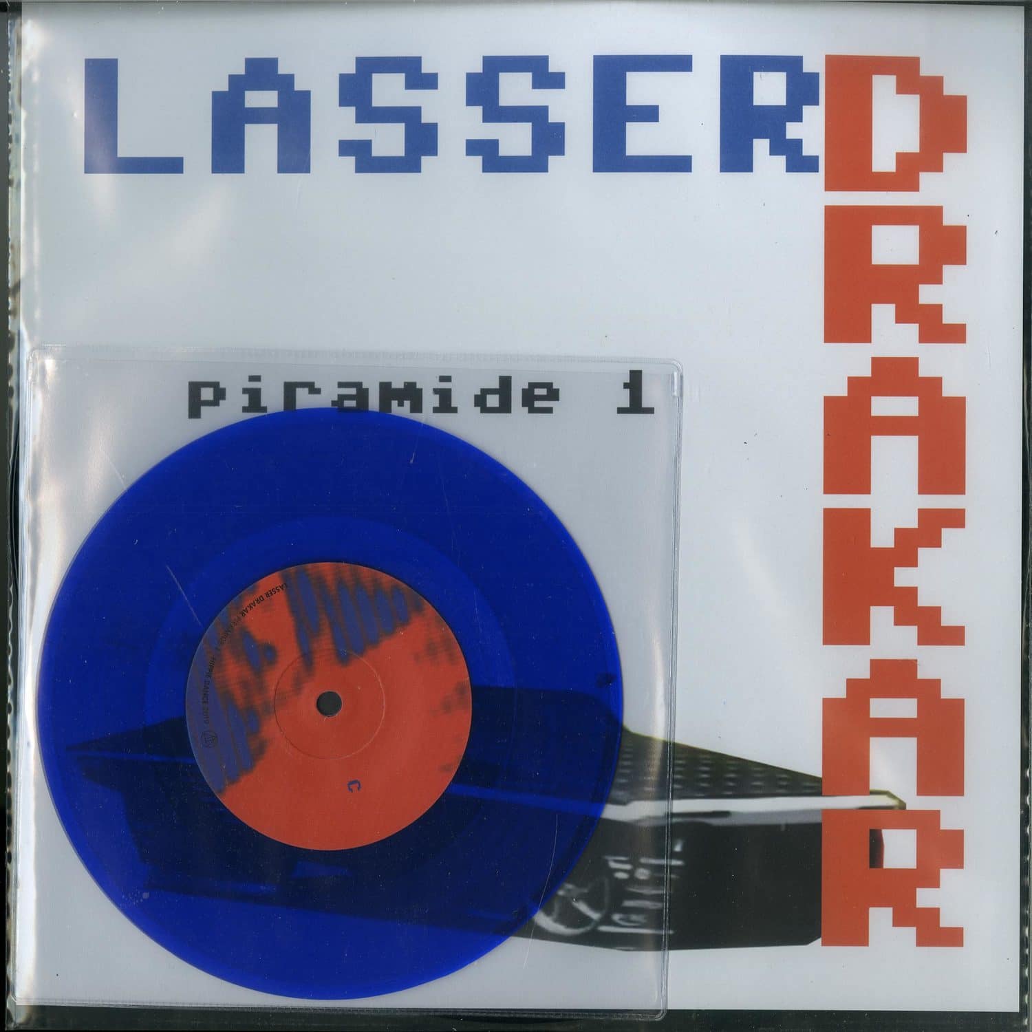 Lasser Drakar - PIRAMIDE 1 