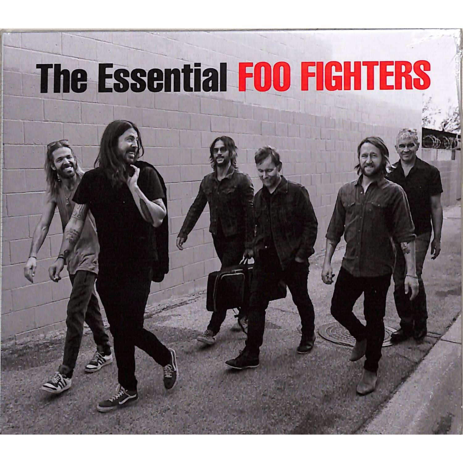Foo Fighters - THE ESSENTIAL FOO FIGHTERS 
