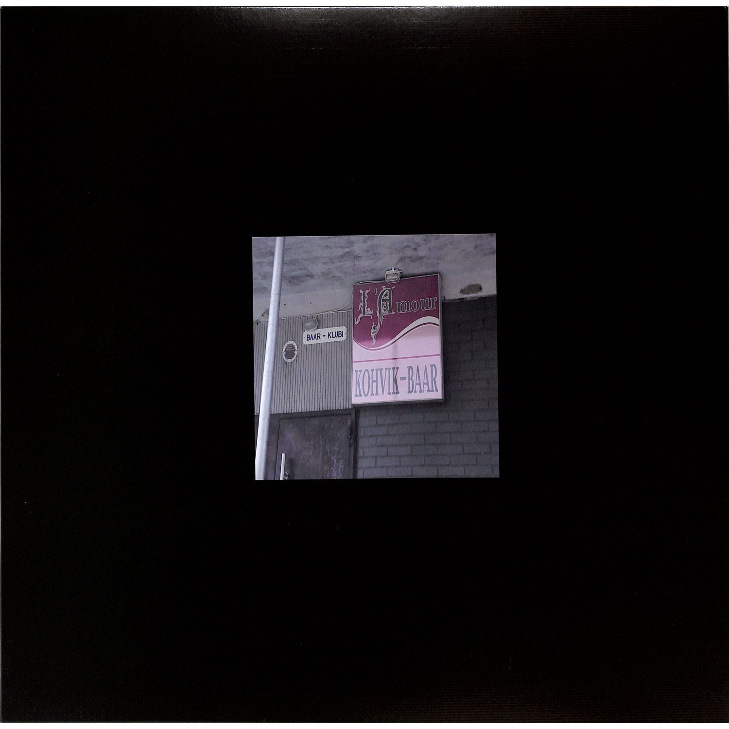 ML / Ambiano - Hotel D AMOUR / INSIDE THE CYBORG KIDNEY