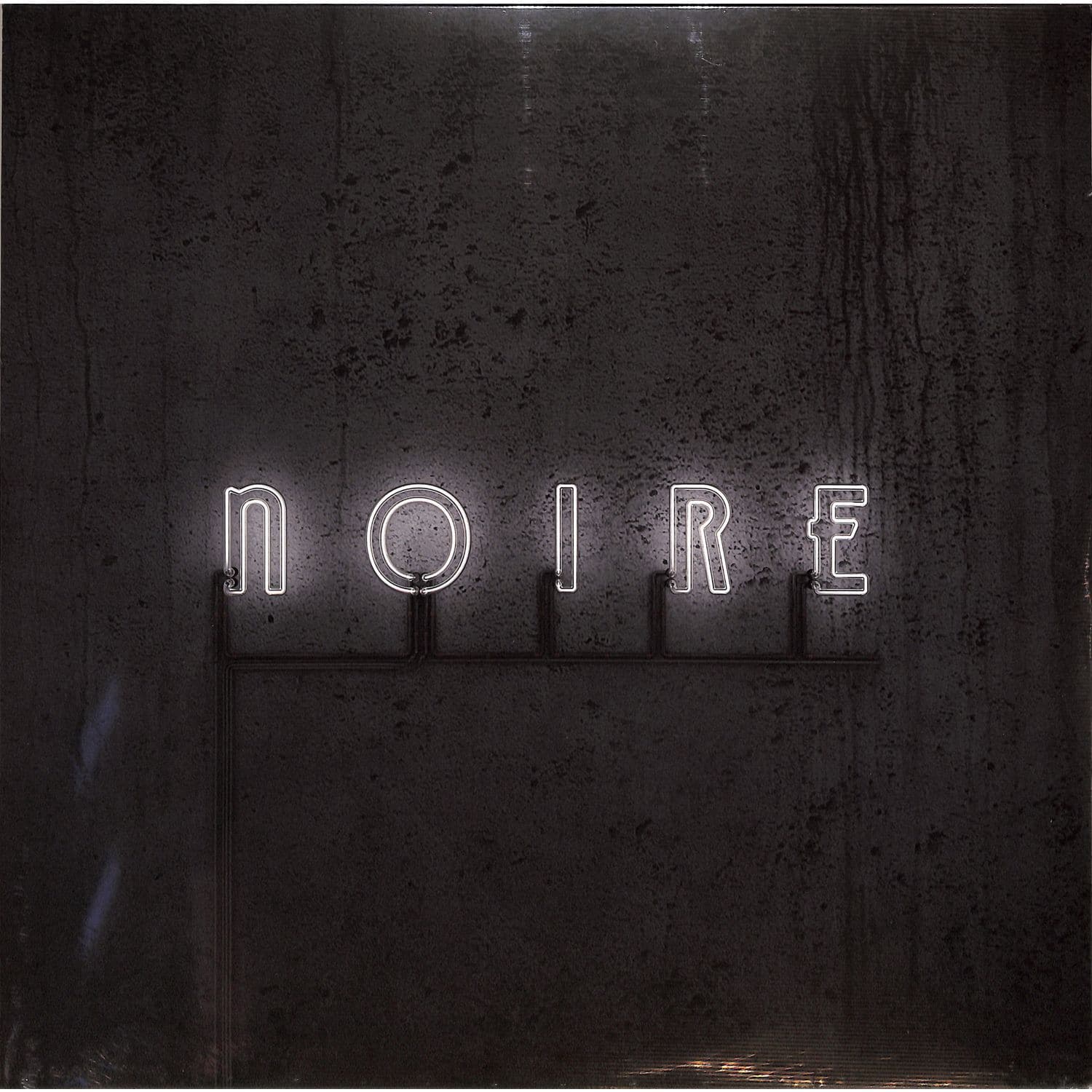 VNV Nation - NOIRE 