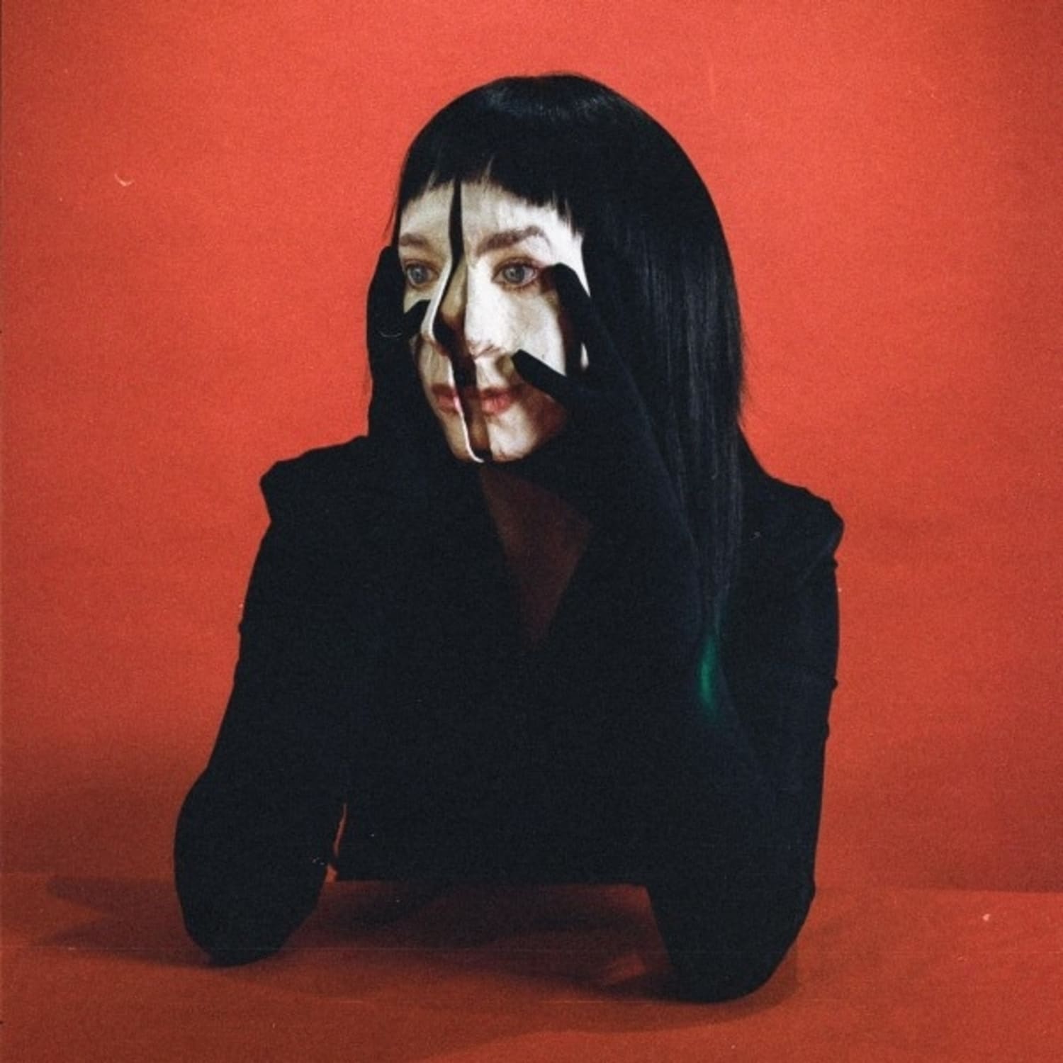 Allie X - GIRL WITH NO FACE - OXBLOOD COLOURED VINYL 