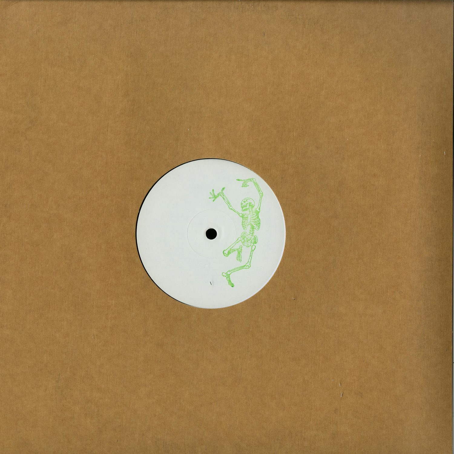 Black Bones - BLACKBONES 005