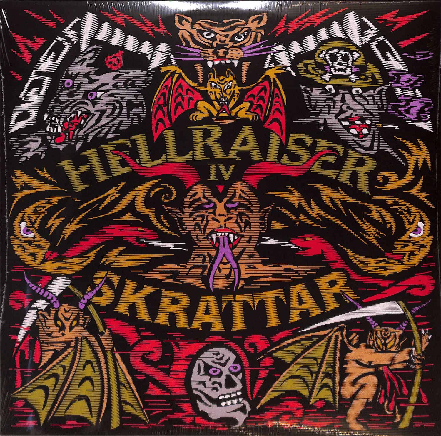 Skrattar - HELLRAISER IV 