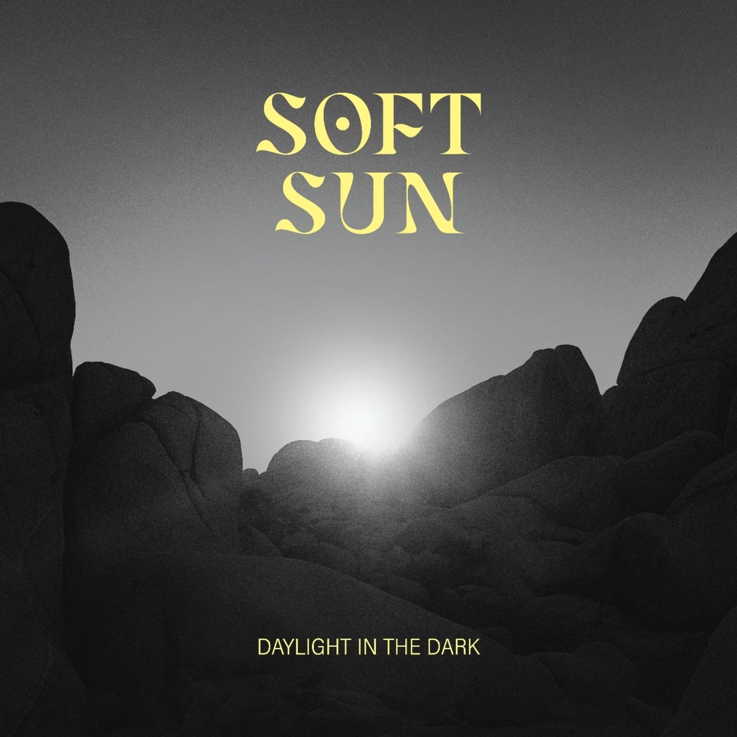 Soft Sun - DAYLIGHT IN THE DARK 