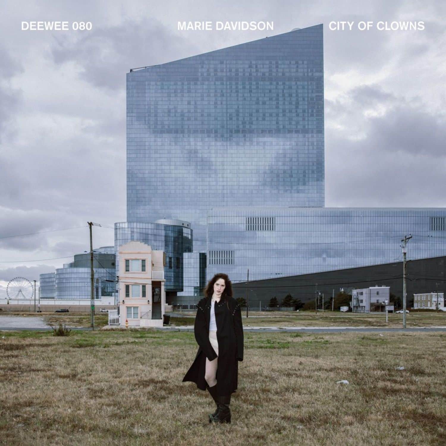 Marie Davidson - CITY OF CLOWNS 