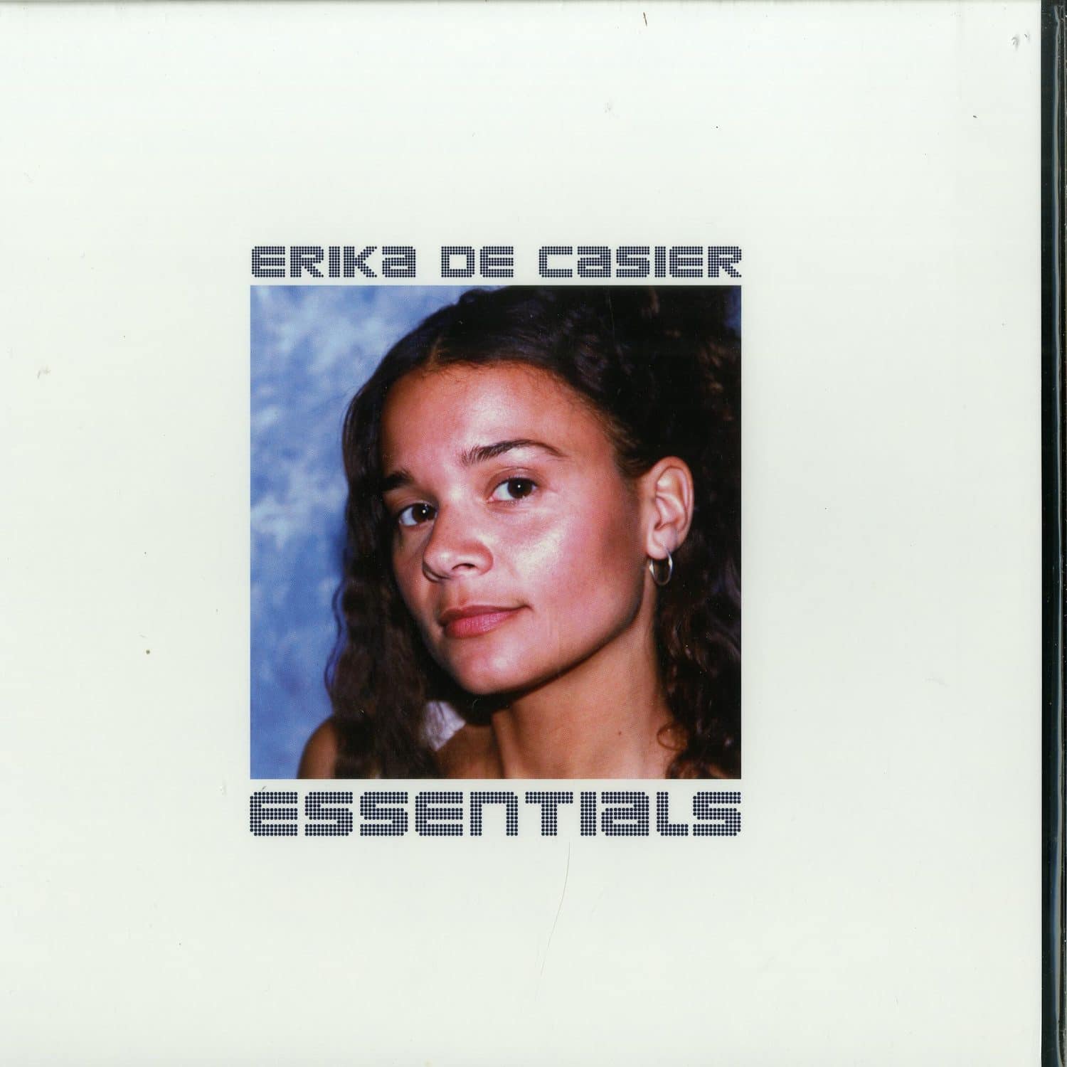 Erika De Casier - ESSENTIALS 