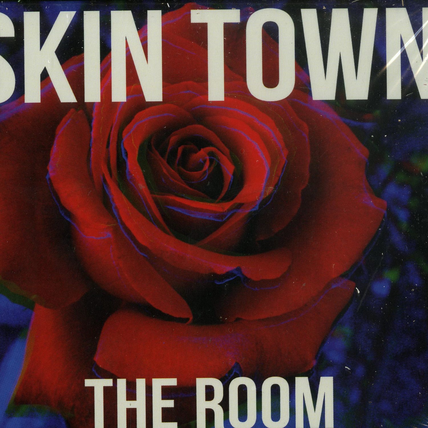 Skin Town - THE ROOM 