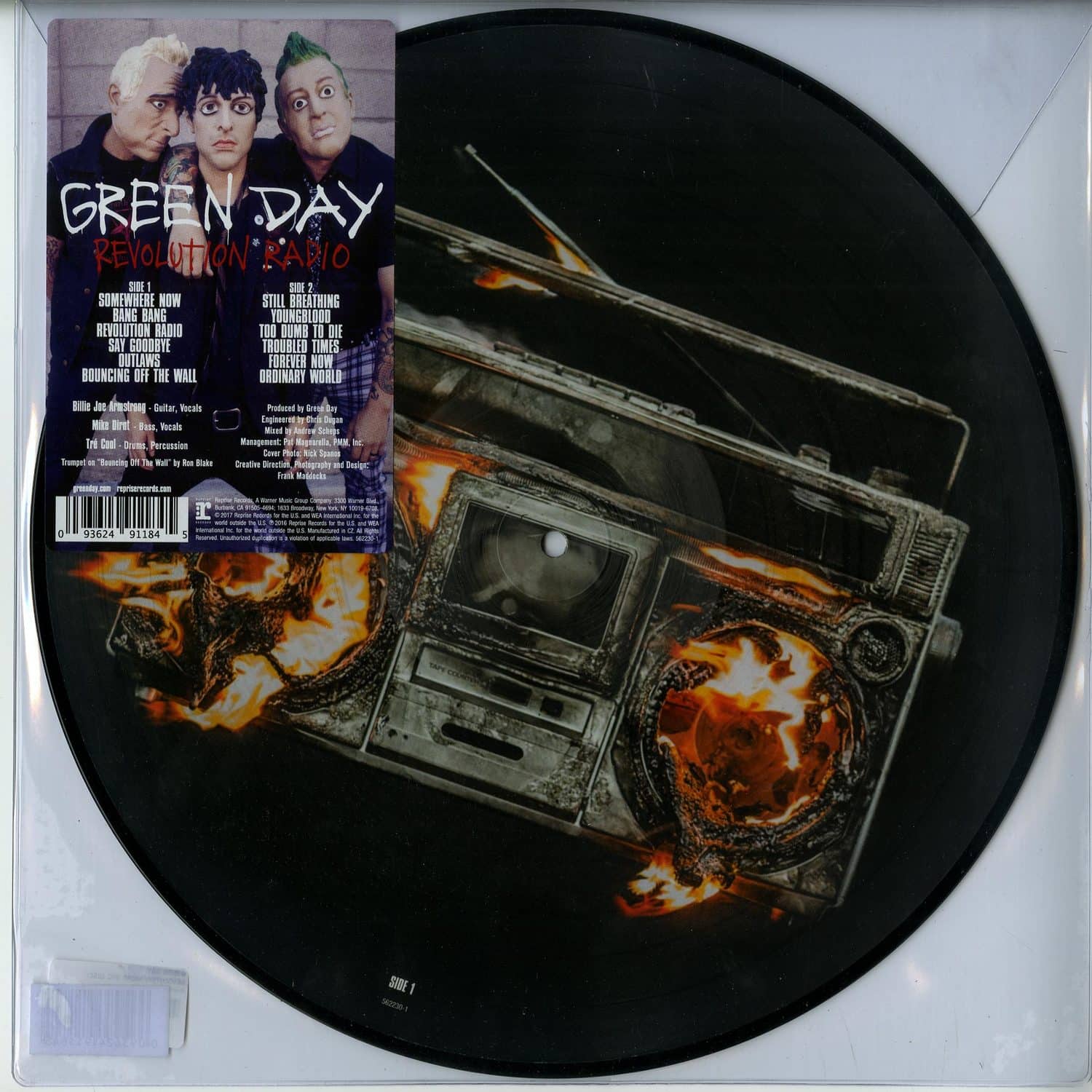 Green Day - REVOLUTION RADIO 