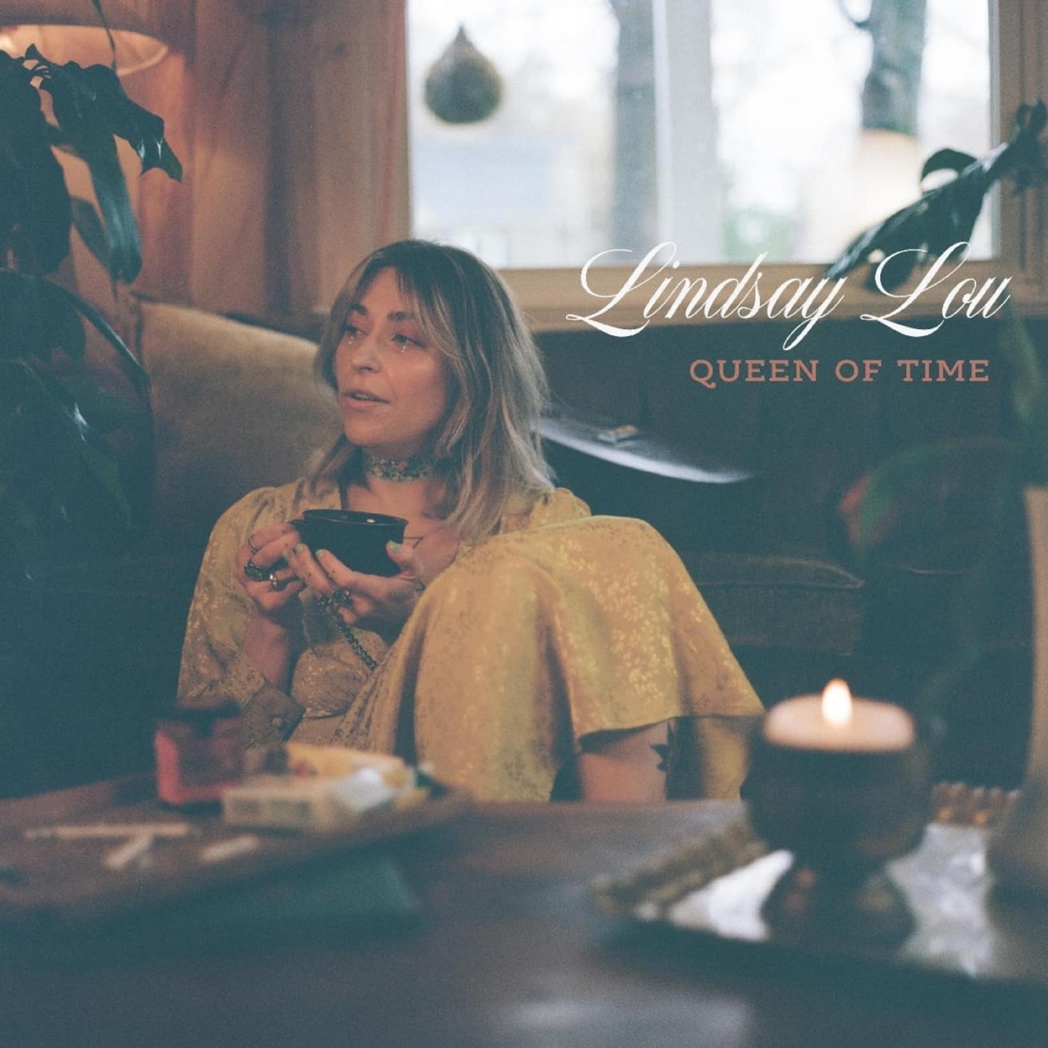 Lou Lindsay - QUEEN OF TIME