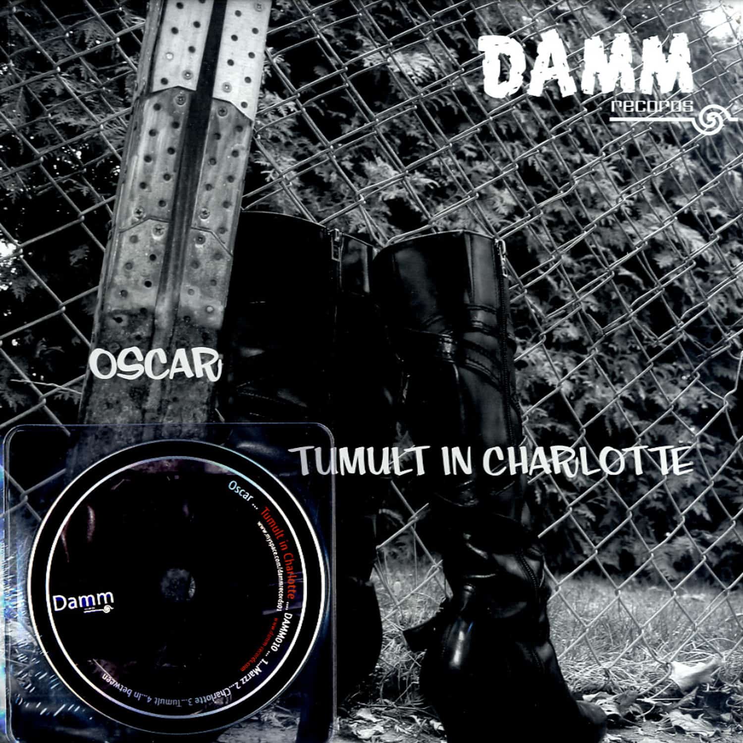 Oscar - TUMULT IN CHARLOTTE EP 
