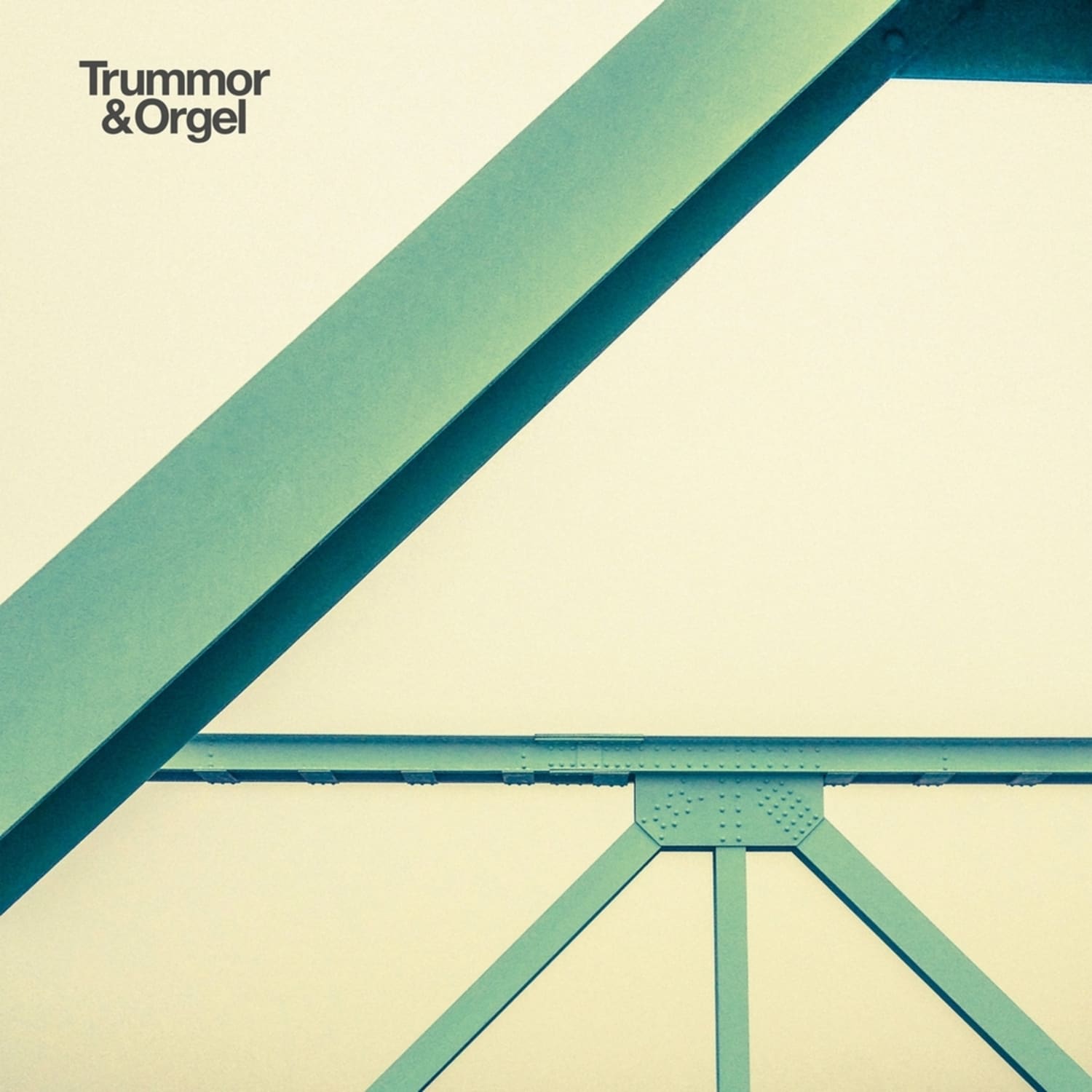 Trummor & Orgel - LONGEVITY