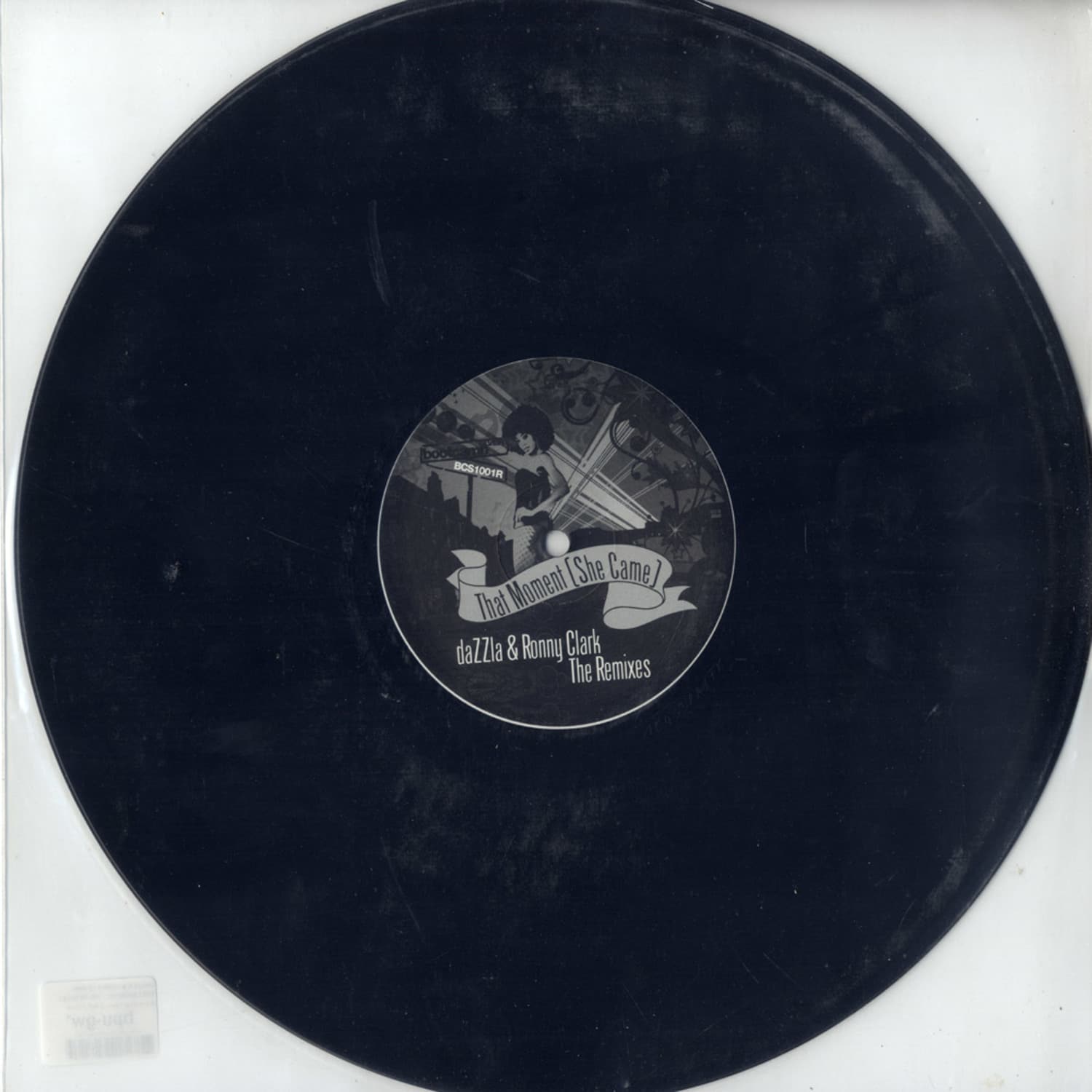 Dazzla & Ronny Clark - THAT MOMENT - THE REMIXES