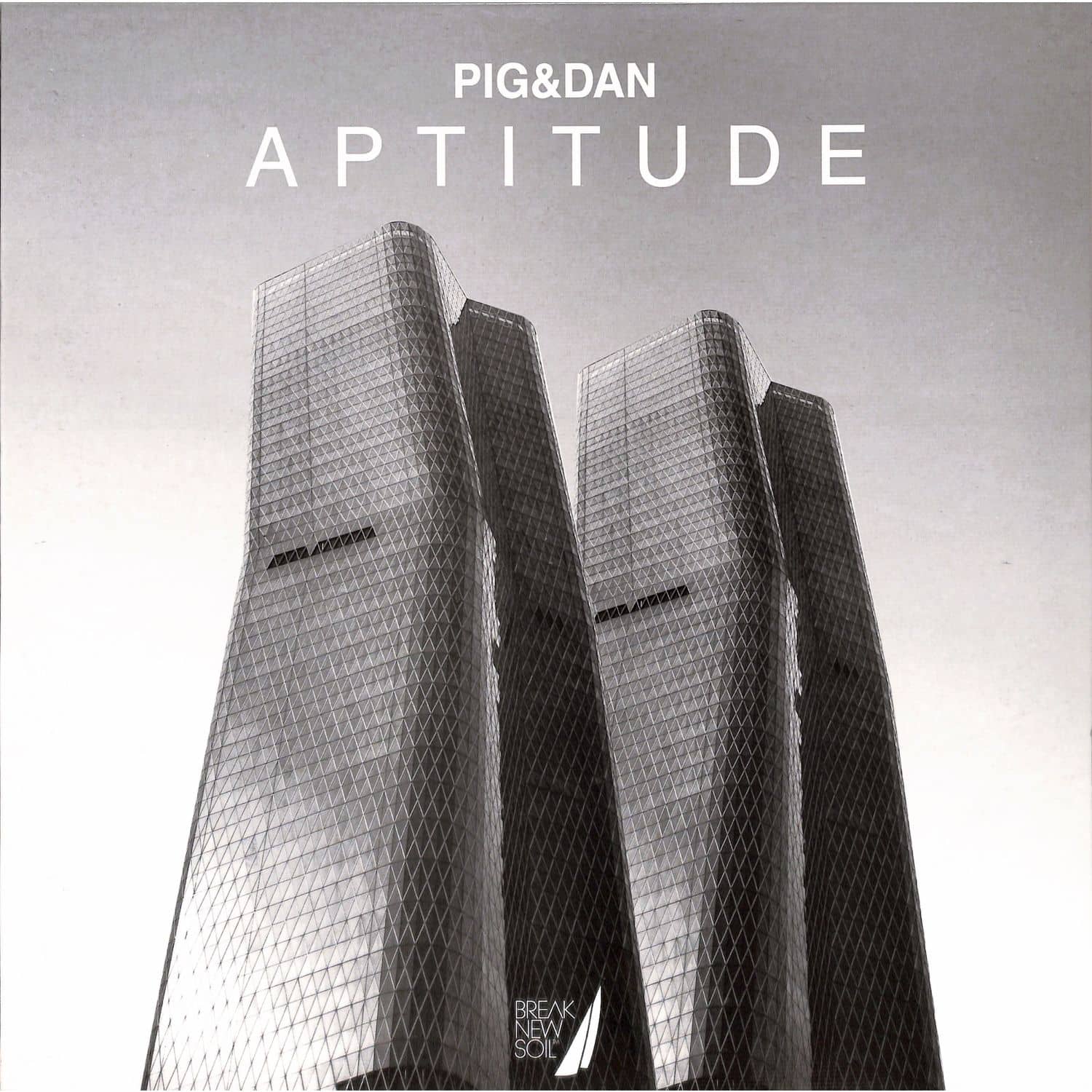 Pig & Dan - APTITUDE