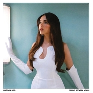 Front View : Madison Beer - SILENCE BETWEEN SONGS (LP) - Epic International / 19658766531