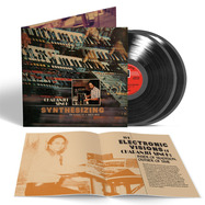 Front View : Charanjit Singh - SYNTHESIZING: TEN RAGAS TO A DISCO BEAT (2LP) - Light In The Attic / 00175048