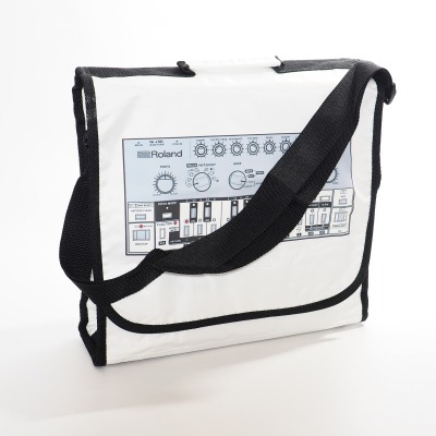 TB 303 SHOULDER BAG (WHITE)