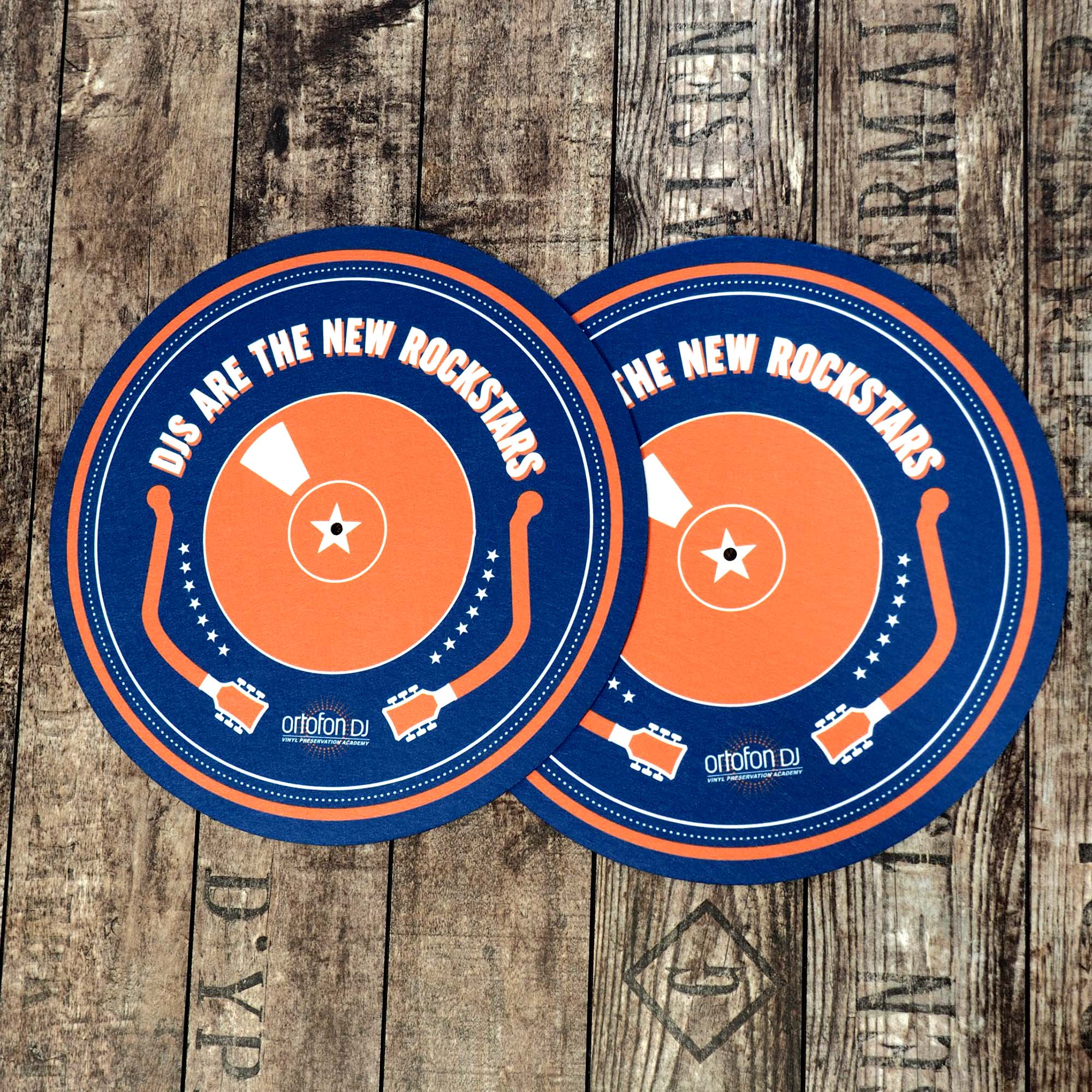 Zubehoer - Slipmat Ortofon: DJs are the new Rockstars